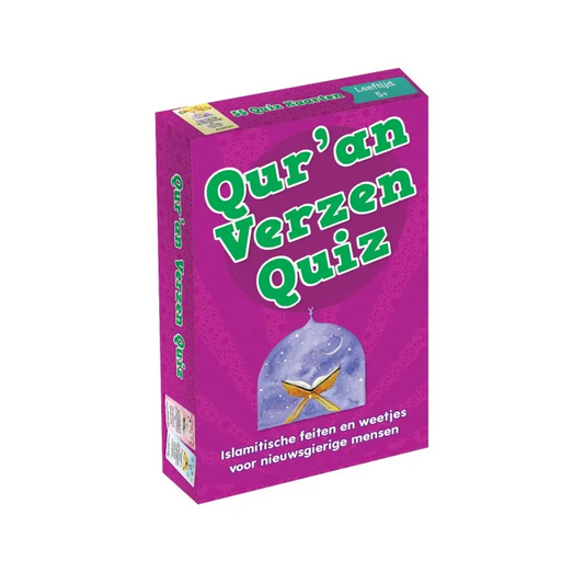 Koran verzen quiz kaarten met open Koran onder maan voor verzen quiz spel