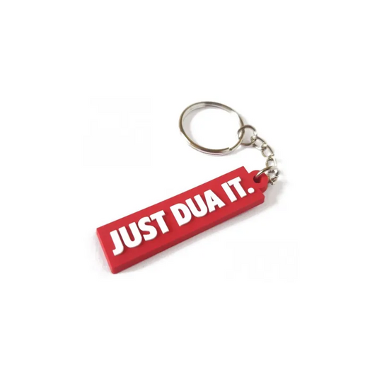 Rode sleutelhanger -just Dua met witte letters voor Sleutelhanger -just Dua